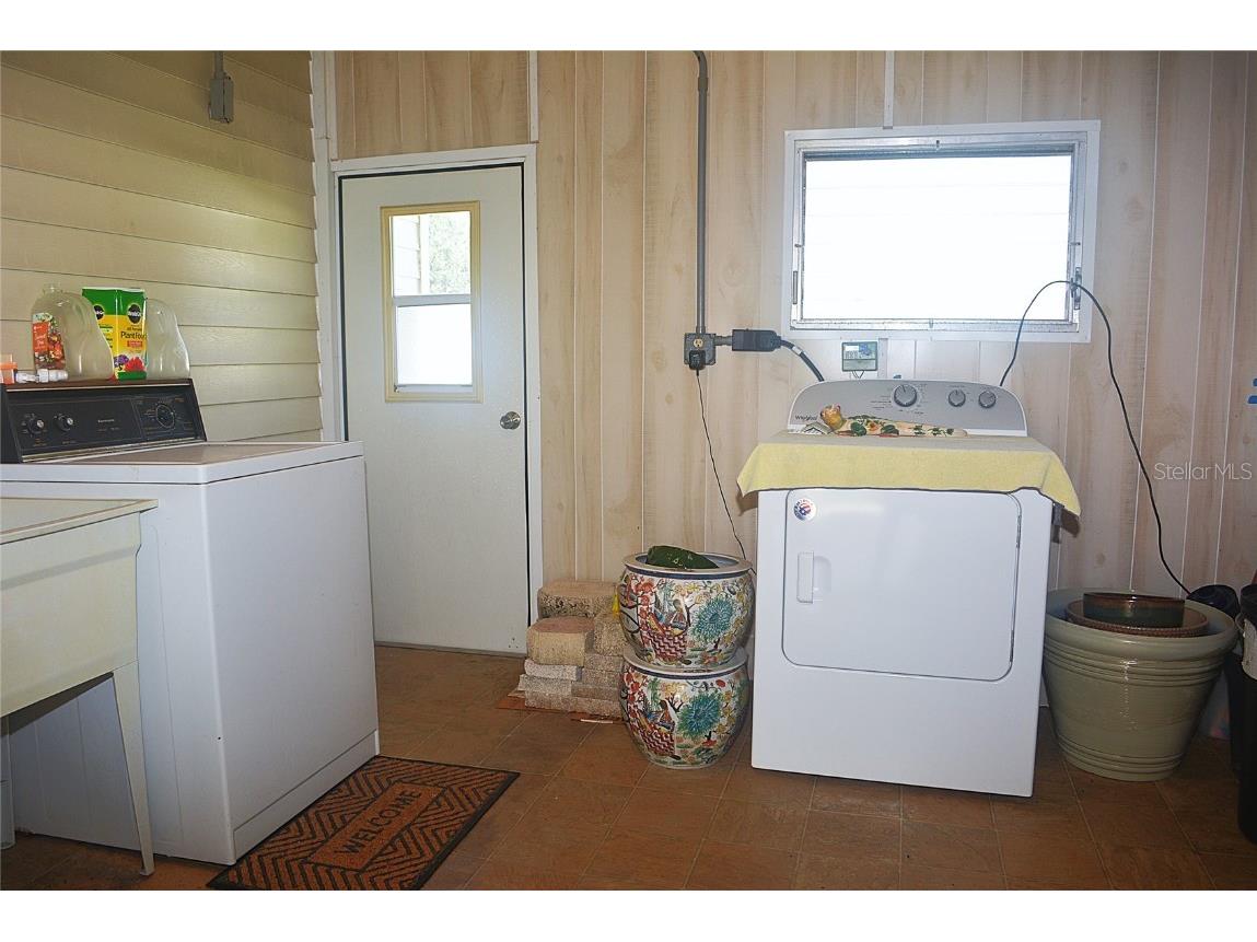 808 53rd Avenue E #9 Bradenton FL 34203 A4666741 image39