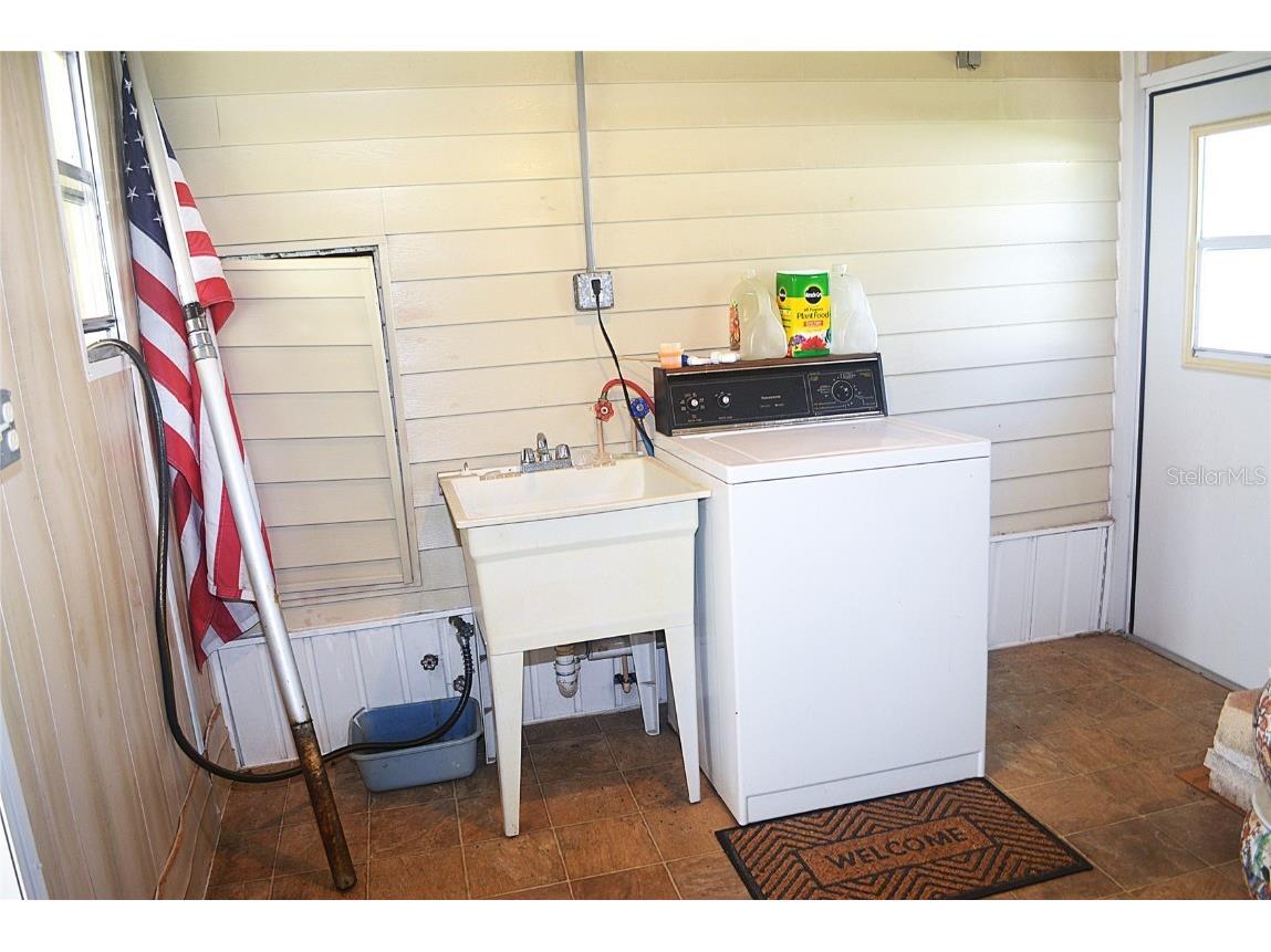 808 53rd Avenue E #9 Bradenton FL 34203 A4666741 image40