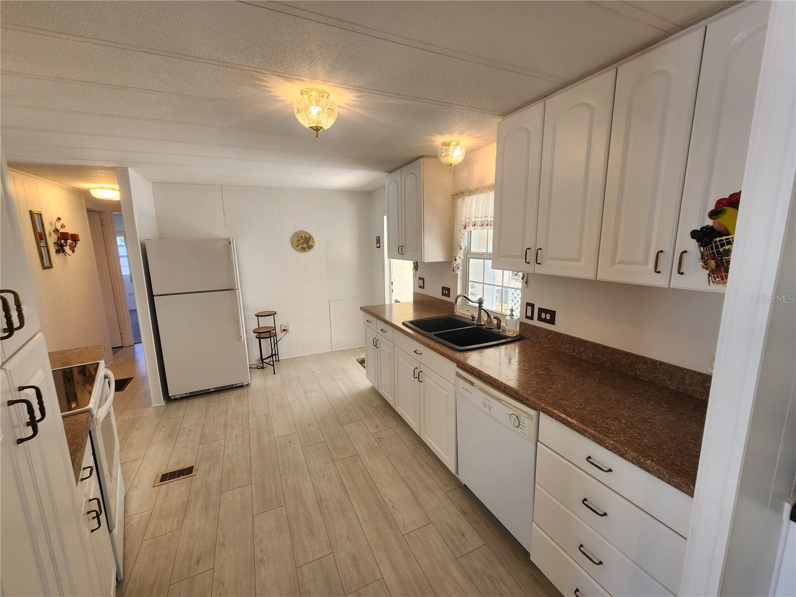 808 53rd Avenue E #9 Bradenton FL 34203 A4681130 image7