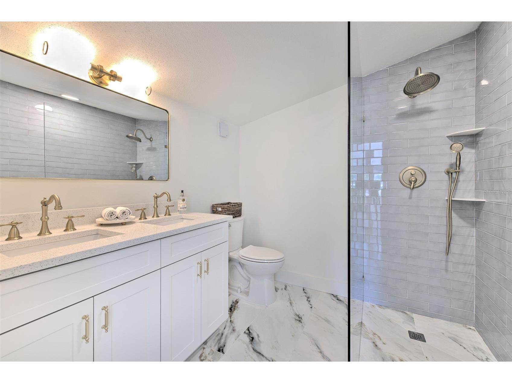808 7th Street N Saint Petersburg FL 33701 TB8513112 image24