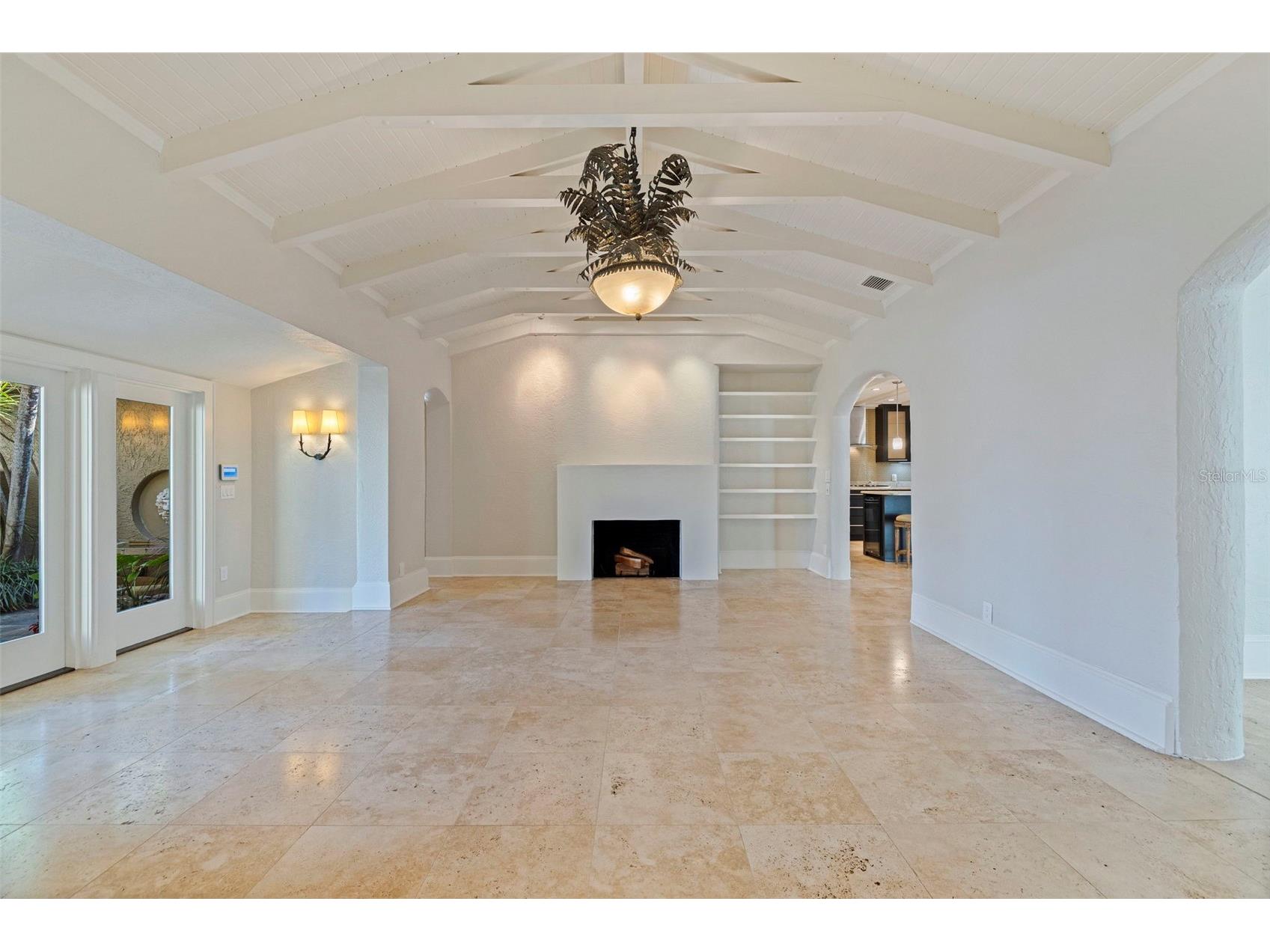 808 Brightwaters Boulevard NE Saint Petersburg FL 33704 TB8452744 image10