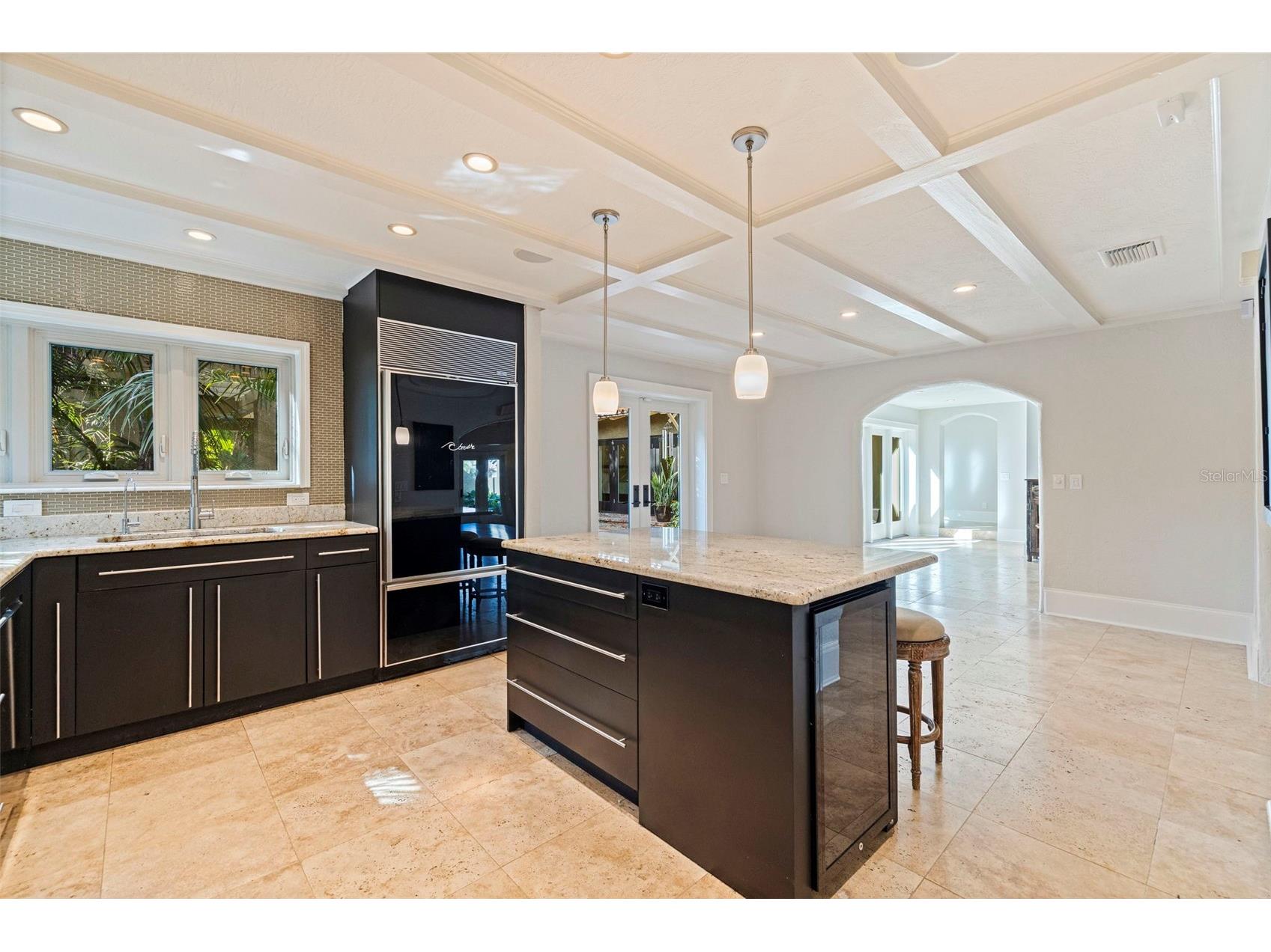 808 Brightwaters Boulevard NE Saint Petersburg FL 33704 TB8452744 image12