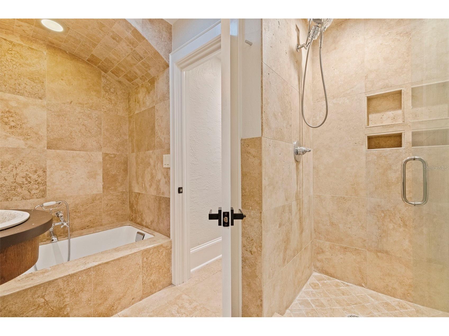 808 Brightwaters Boulevard NE Saint Petersburg FL 33704 TB8452744 image29