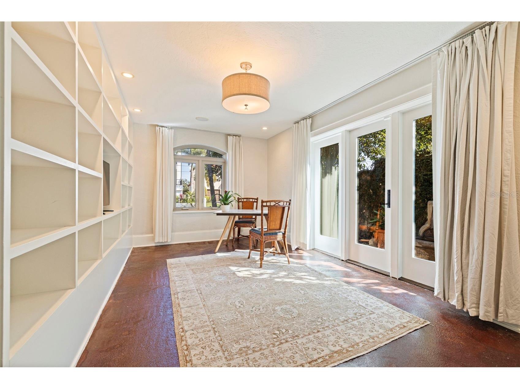 808 Brightwaters Boulevard NE Saint Petersburg FL 33704 TB8452744 image34