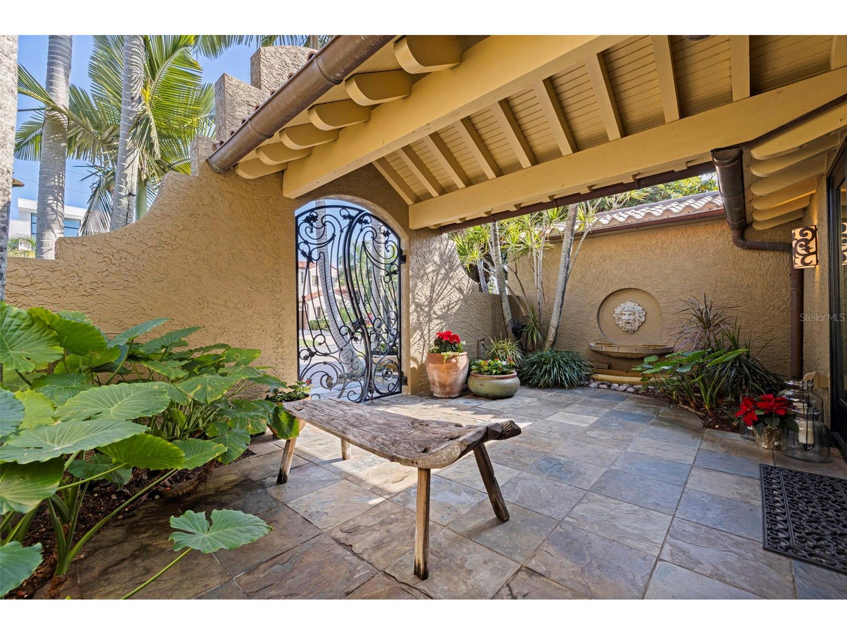 808 Brightwaters Boulevard NE Saint Petersburg FL 33704 TB8452744 image8