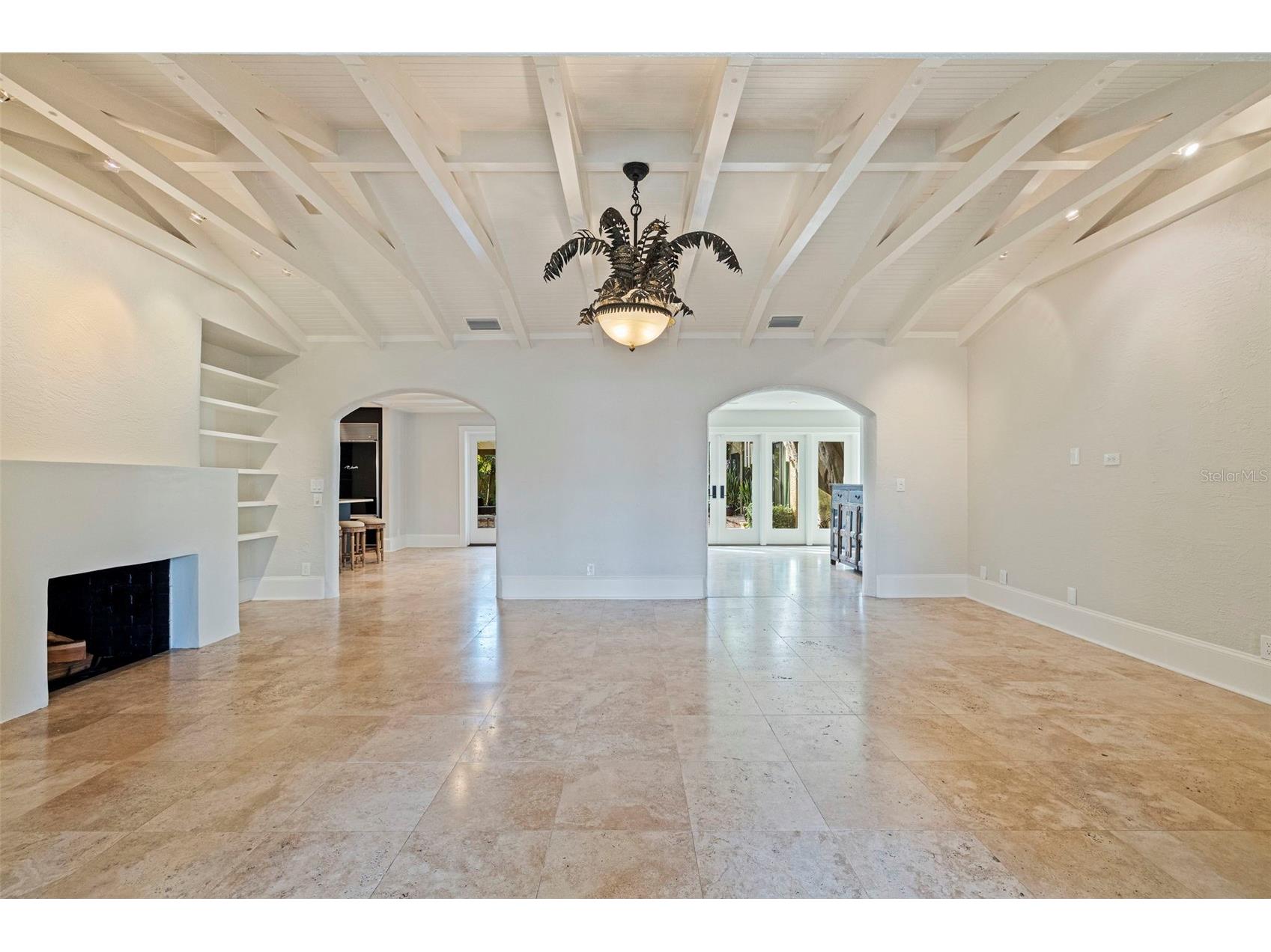 808 Brightwaters Boulevard NE Saint Petersburg FL 33704 TB8452744 image9