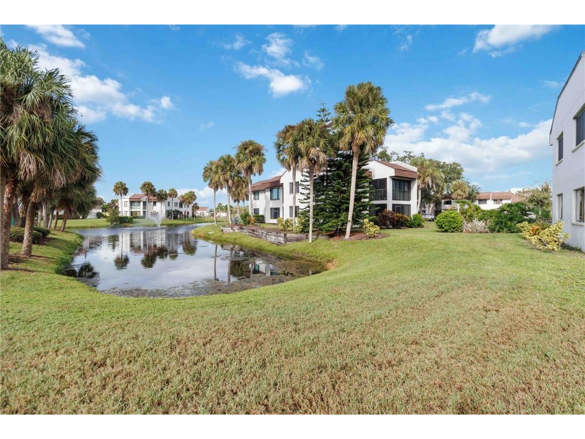 808 Capri Isles Boulevard #111 Venice FL 34292 N6140813 image30