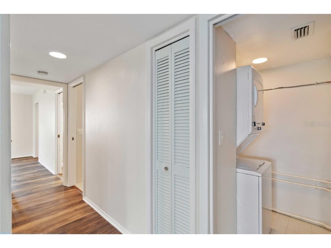 808 Capri Isles Boulevard #111 Venice FL 34292 N6140813 image4