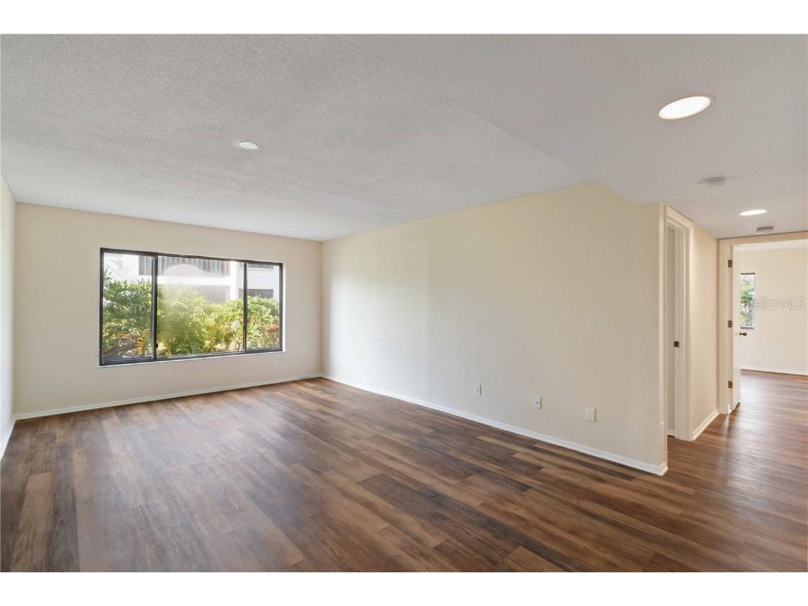 808 Capri Isles Boulevard #111 Venice FL 34292 N6140813 image8