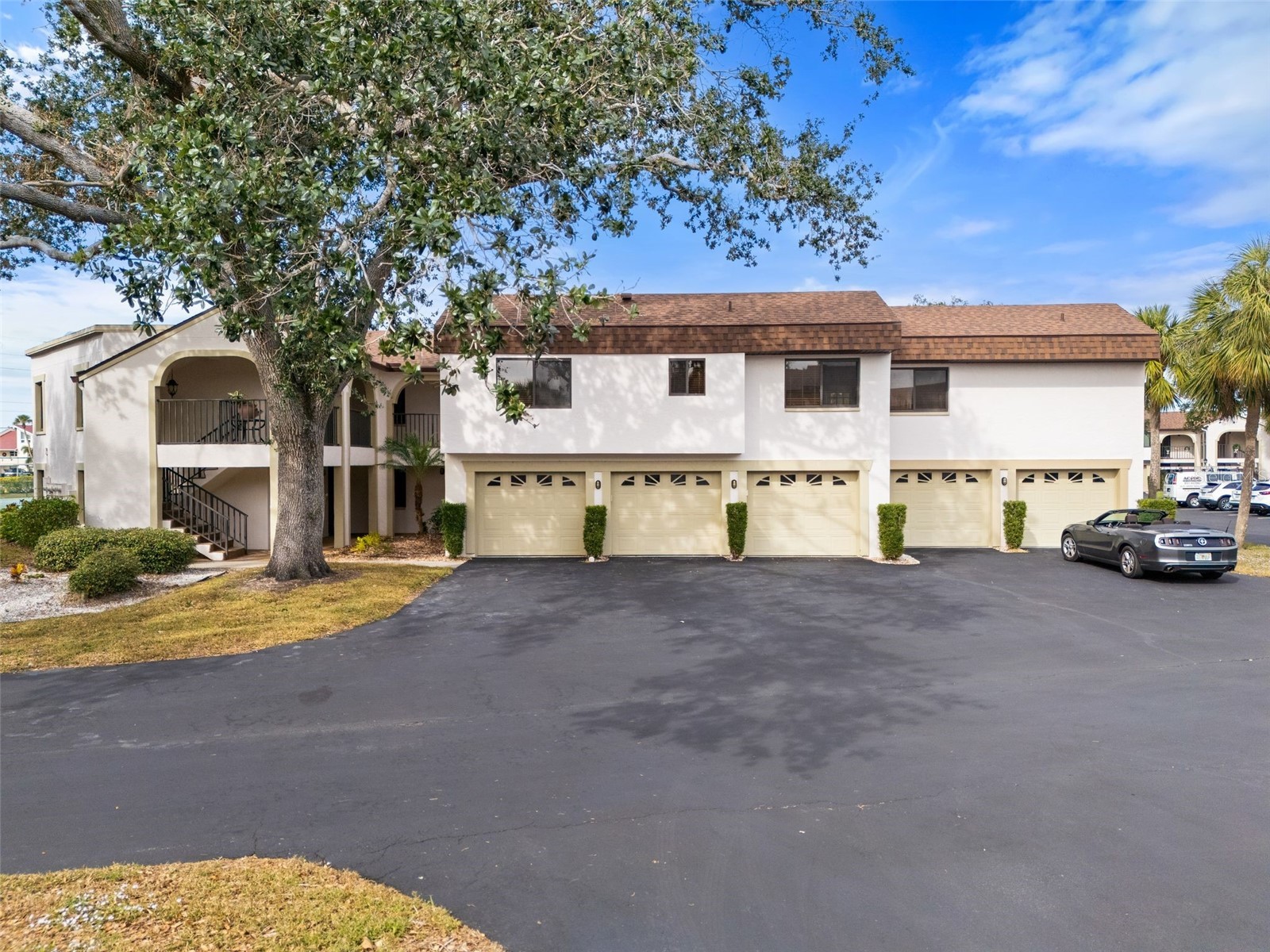 808 Capri Isles Boulevard #216 Venice FL 34292 A4686570 image1