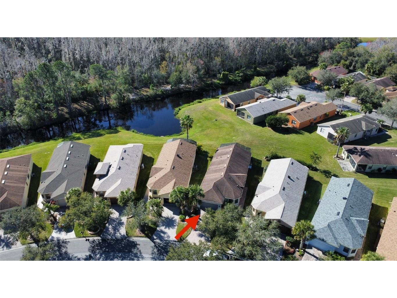 808 Grand Canal Drive Poinciana FL 34759 - Retention pond S5098684 image1