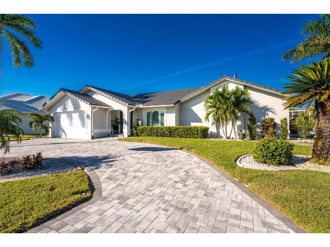 808 Lucia Drive Punta Gorda FL 33950 C7518052 image1