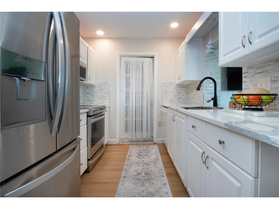 808 Mandarin Circle Bradenton FL 34208 A4660880 image16