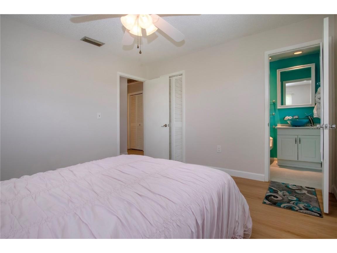 808 Mandarin Circle Bradenton FL 34208 A4660880 image33