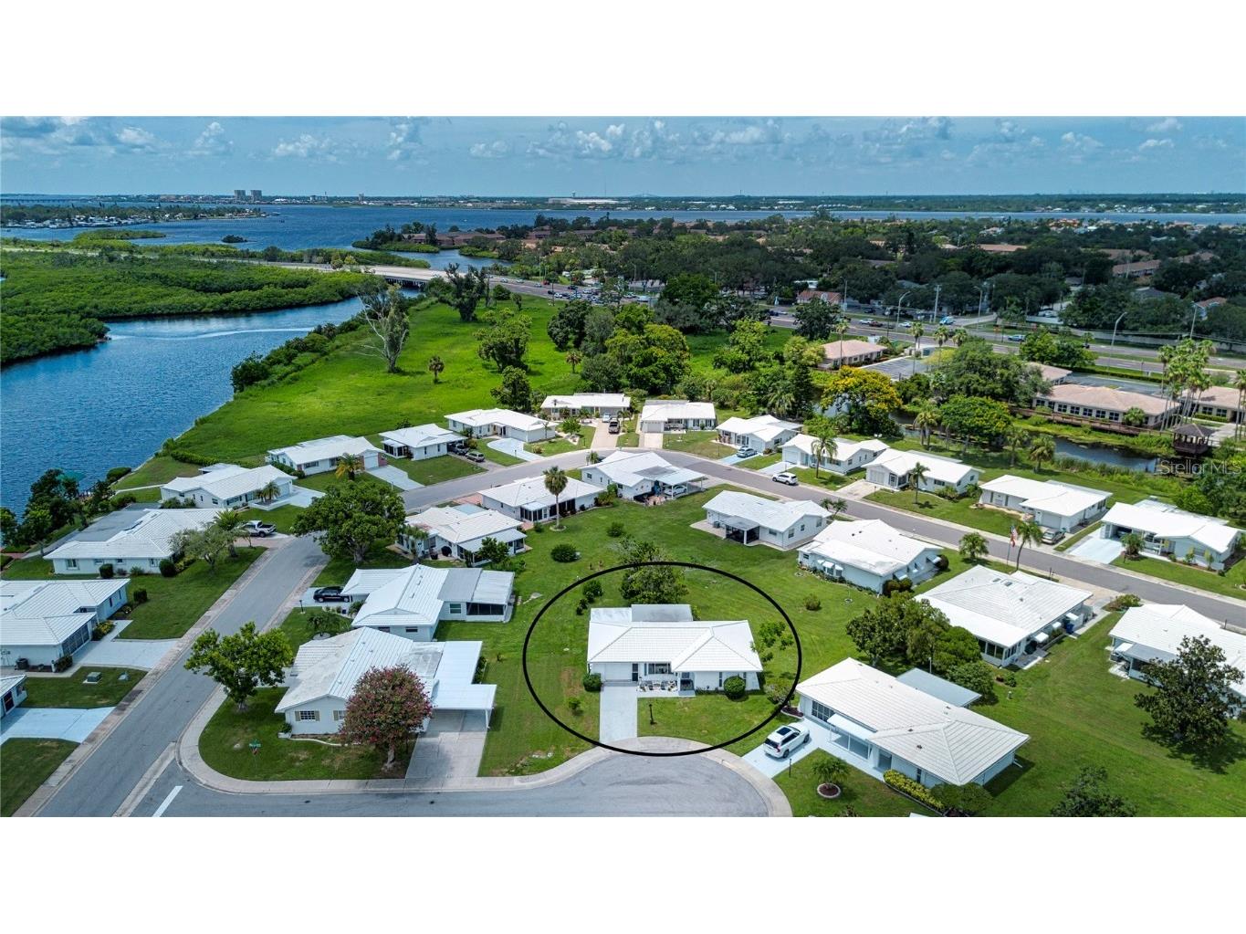 808 Mandarin Circle Bradenton FL 34208 A4660880 image5