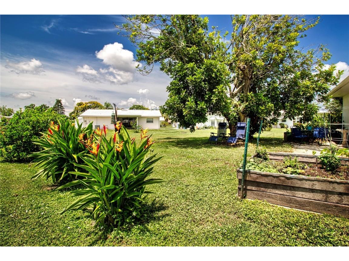 808 Mandarin Circle Bradenton FL 34208 A4660880 image52