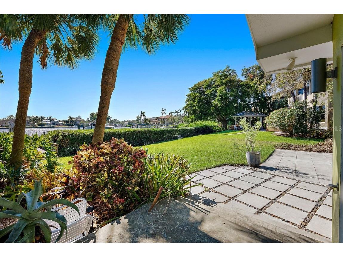 808 Monterey Boulevard NE Saint Petersburg FL 33704 TB8325182 image10