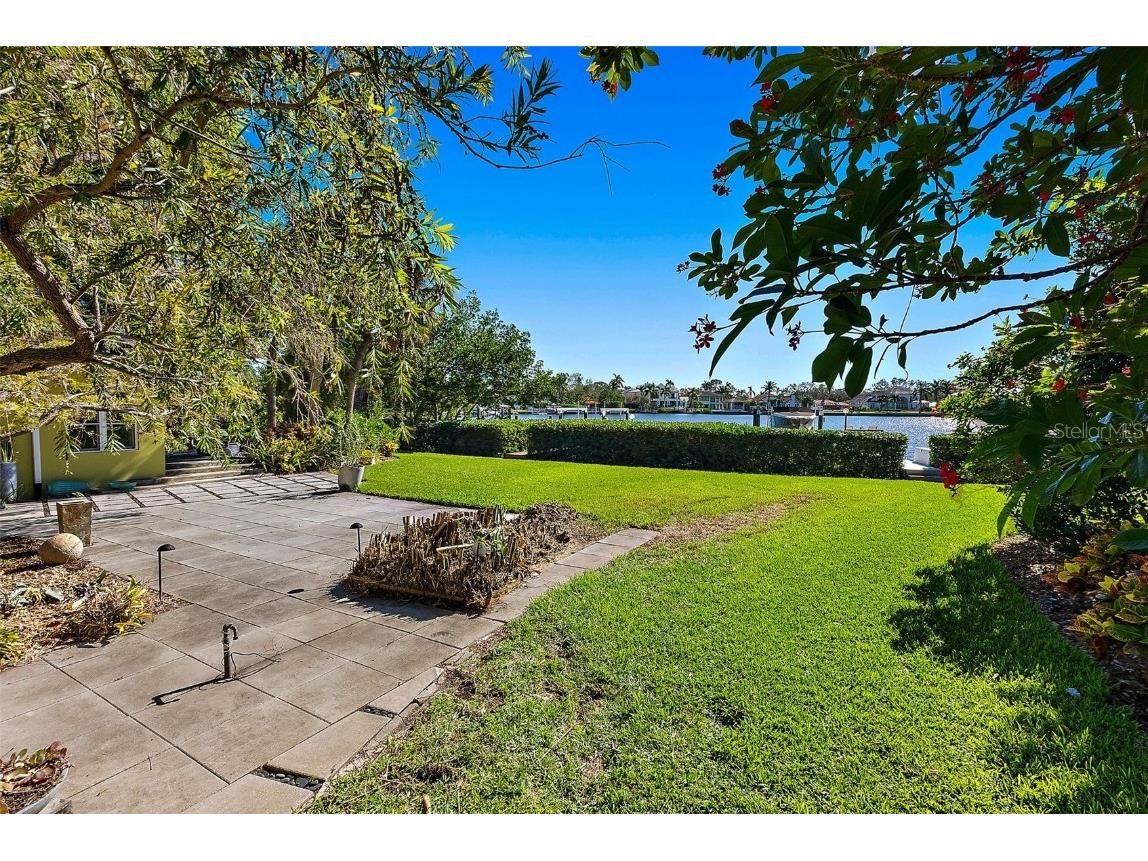 808 Monterey Boulevard NE Saint Petersburg FL 33704 TB8325182 image12