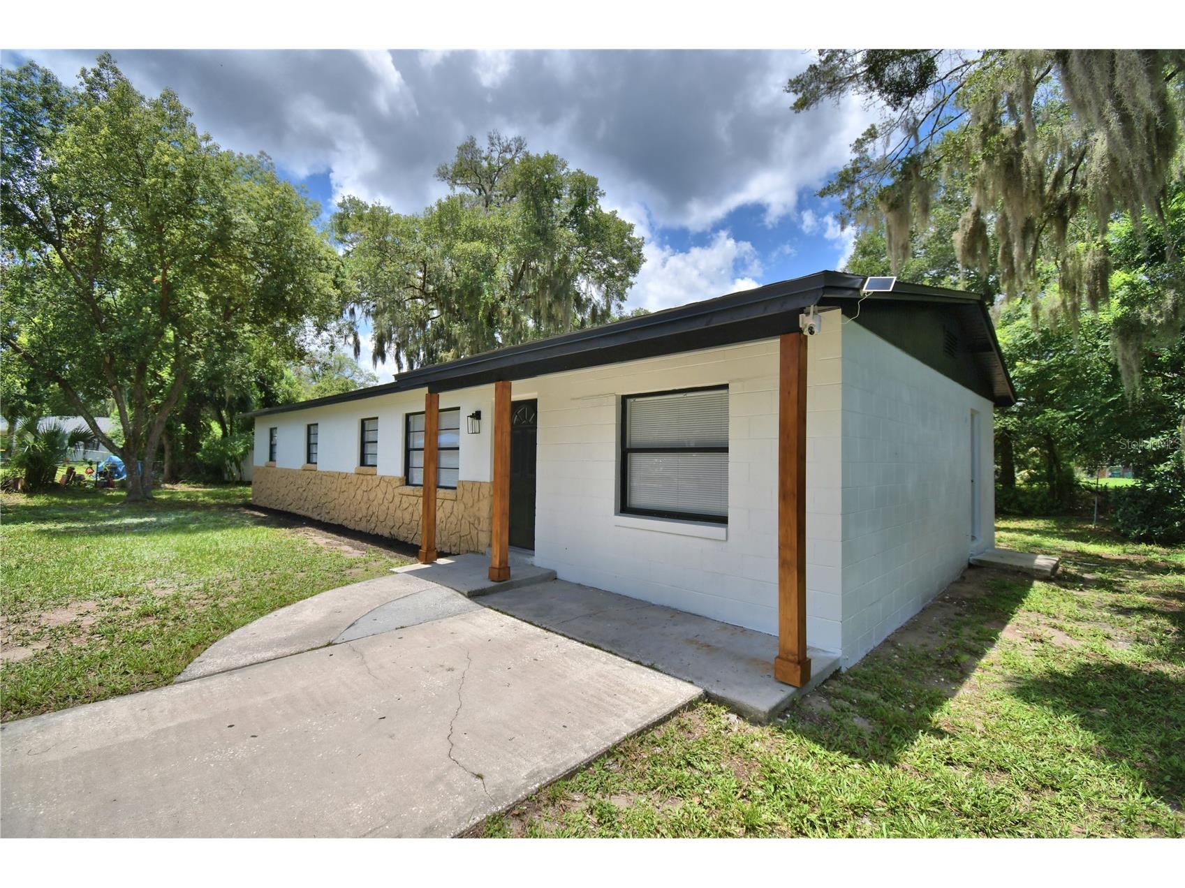 808 Oakmont Court Deland FL 32720 S5153184 image2