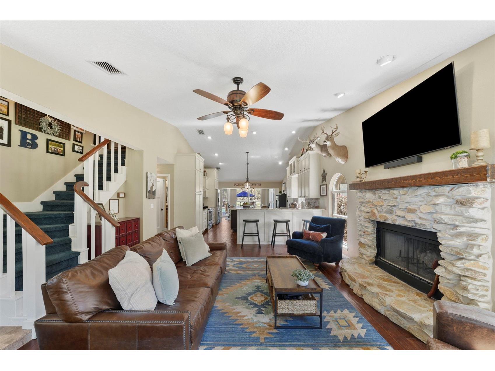 808 Old Welcome Road Lithia FL 33547 TB8472107 image12