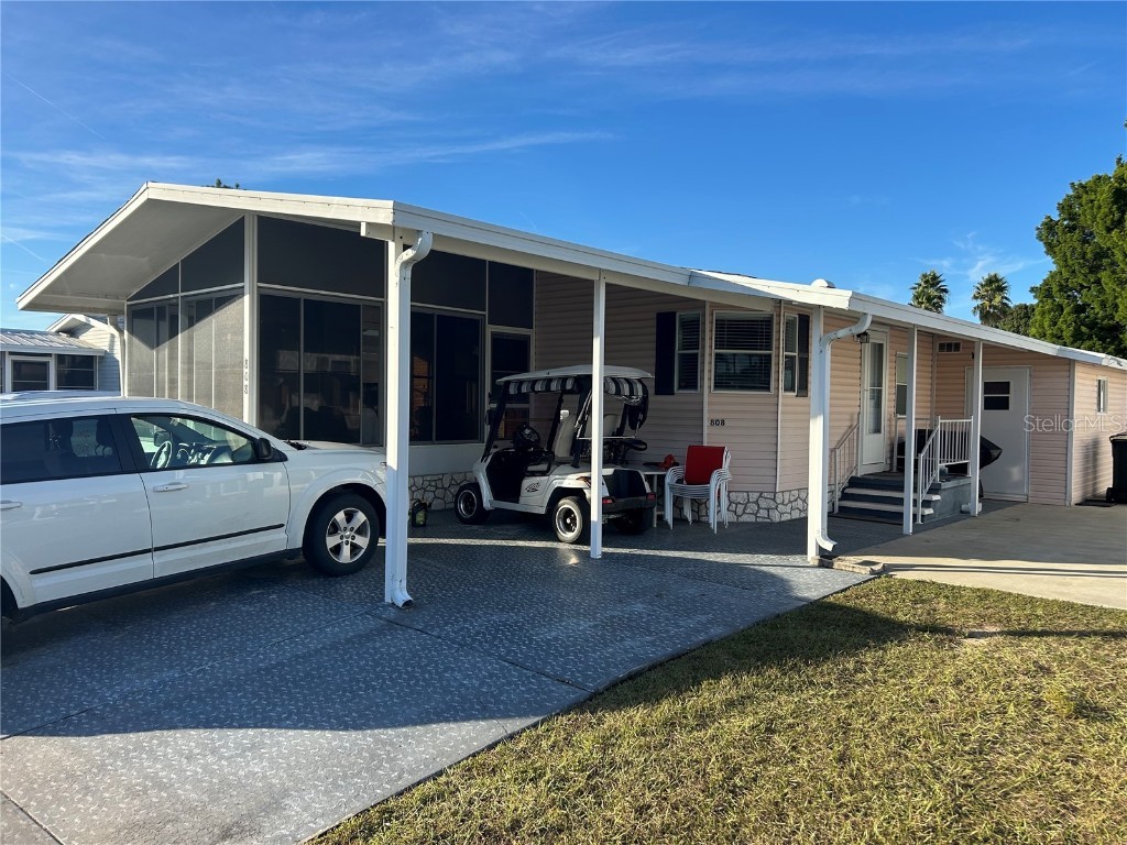 808 Polo Park East Boulevard Davenport FL 33897 - LAKE DAVENPORT O6364862 image1