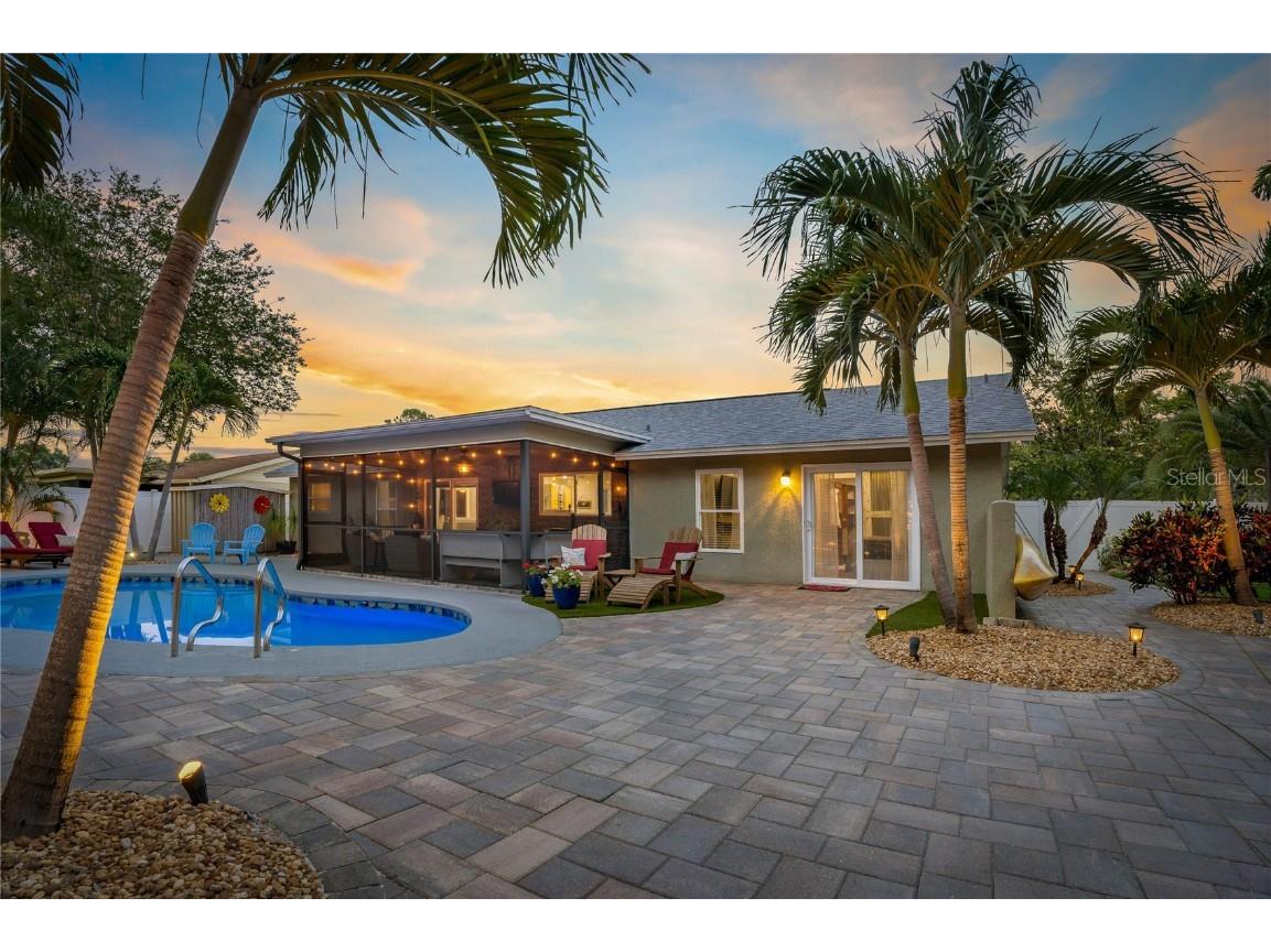 808 Rustic Oaks Drive Palm Harbor FL 34684 TB8436430 image2