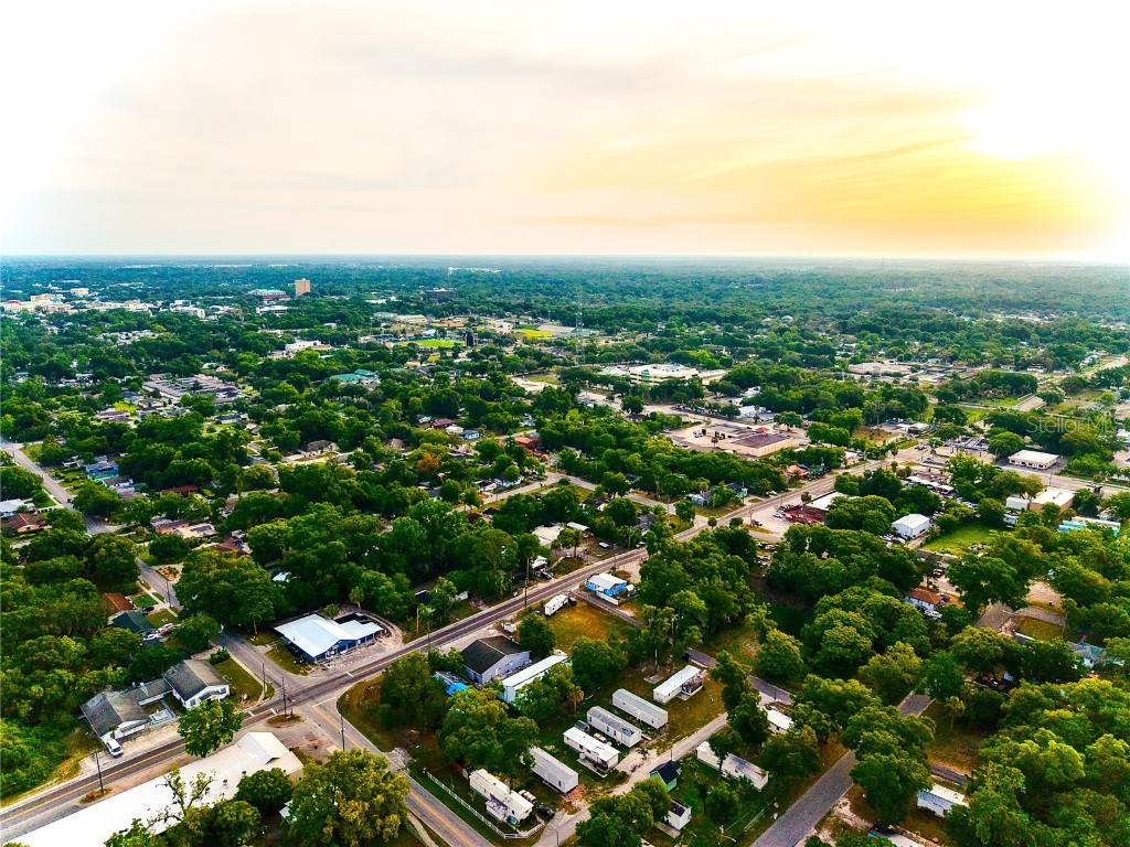 808 S Clara Avenue Deland FL 32720 TB8387432 image43