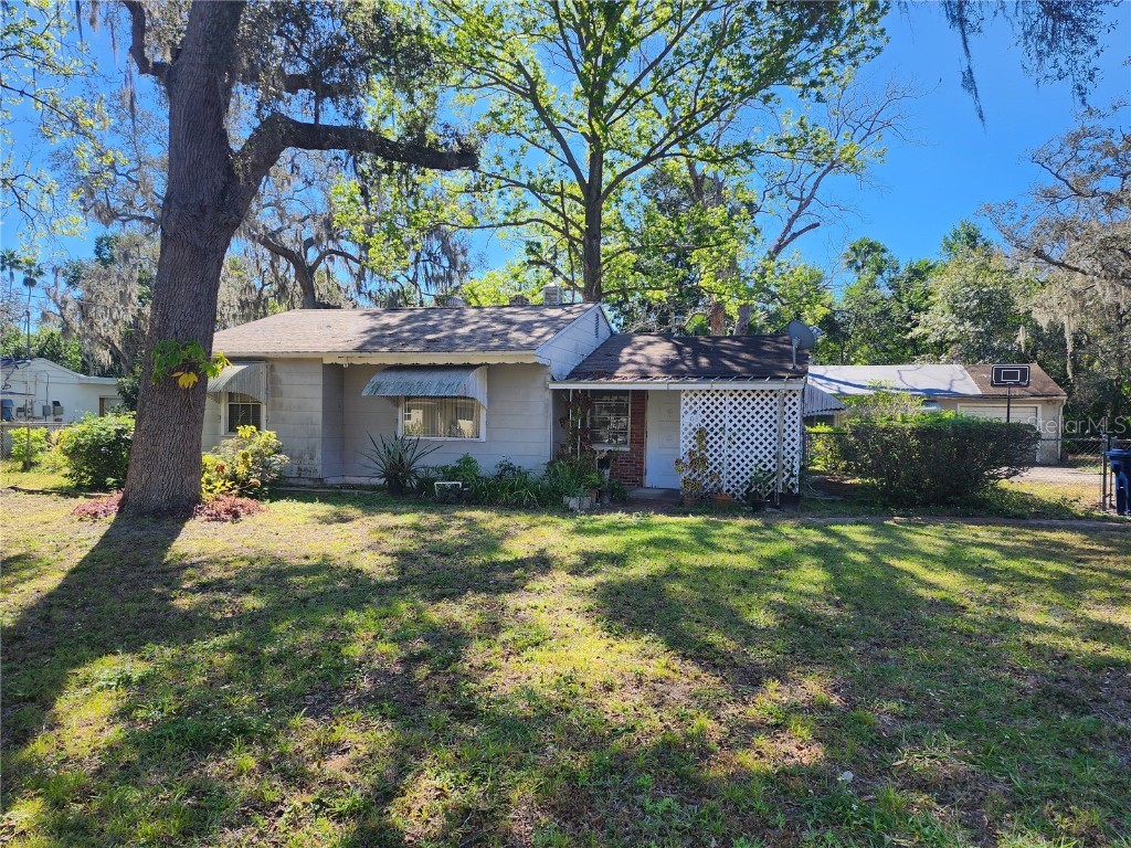 808 W Lowry Lane Tampa FL 33604 U8231963 image1