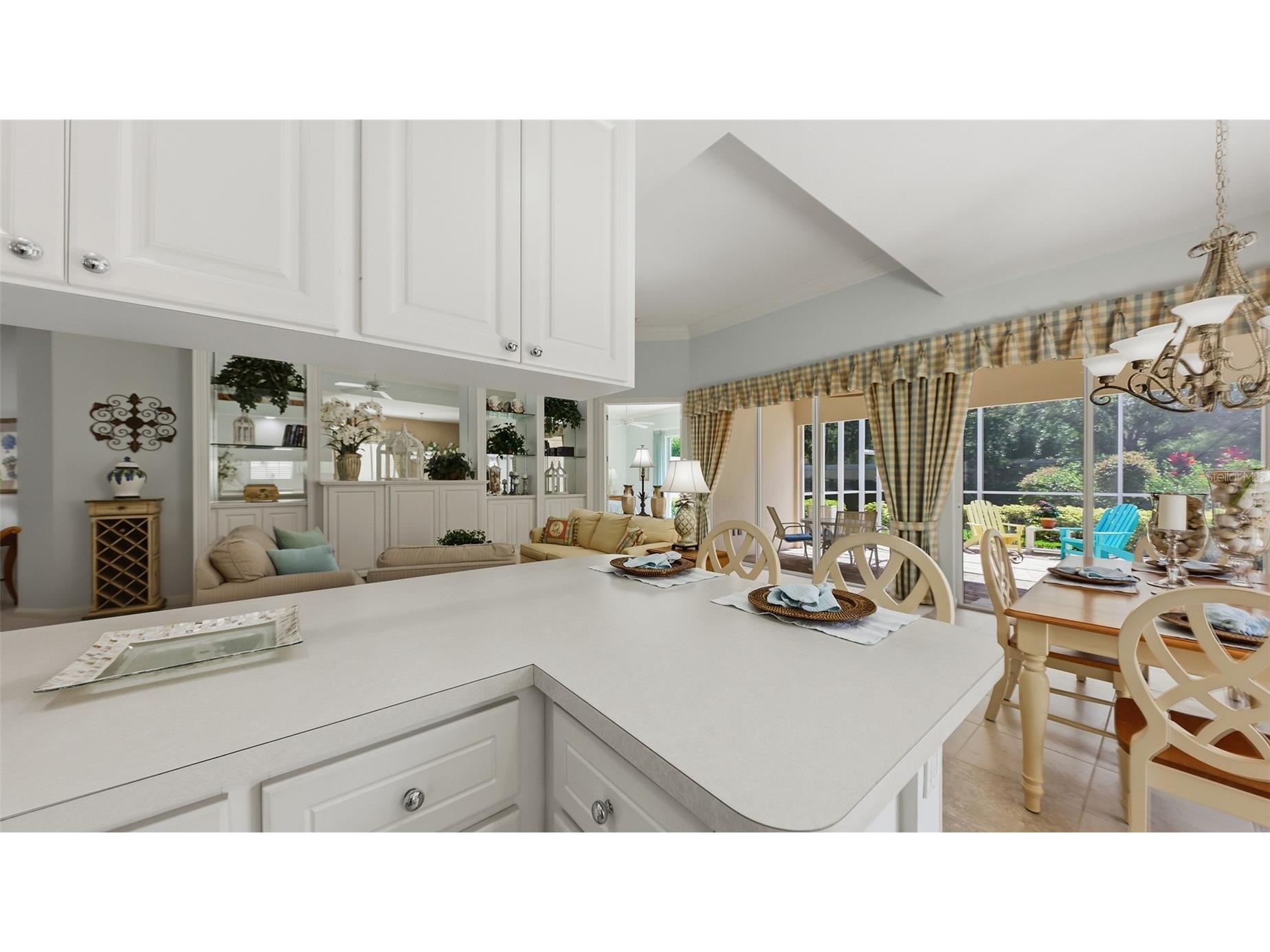 8080 Cardena Lane Sarasota FL 34238 A4691250 image18