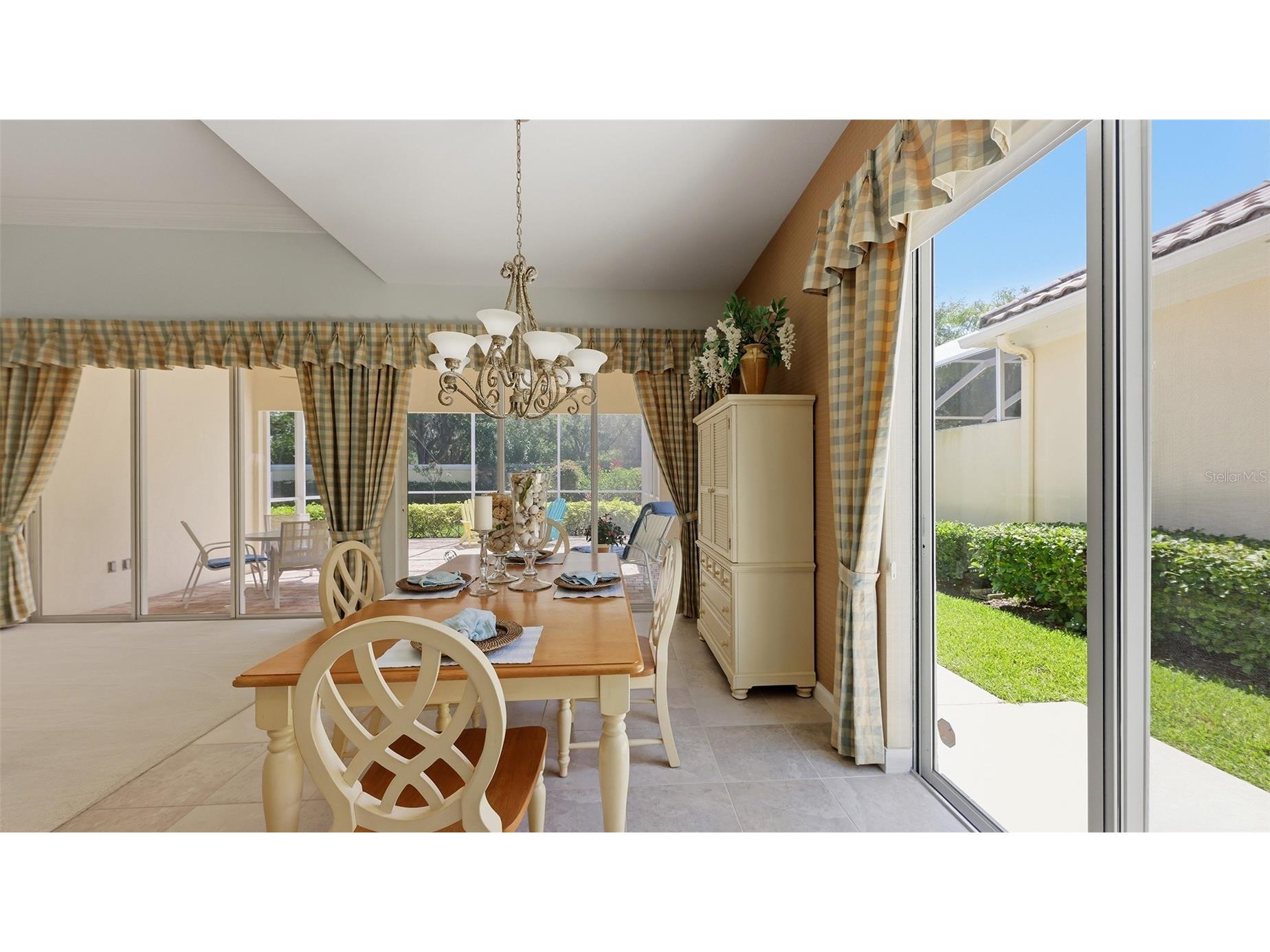 8080 Cardena Lane Sarasota FL 34238 A4691250 image20