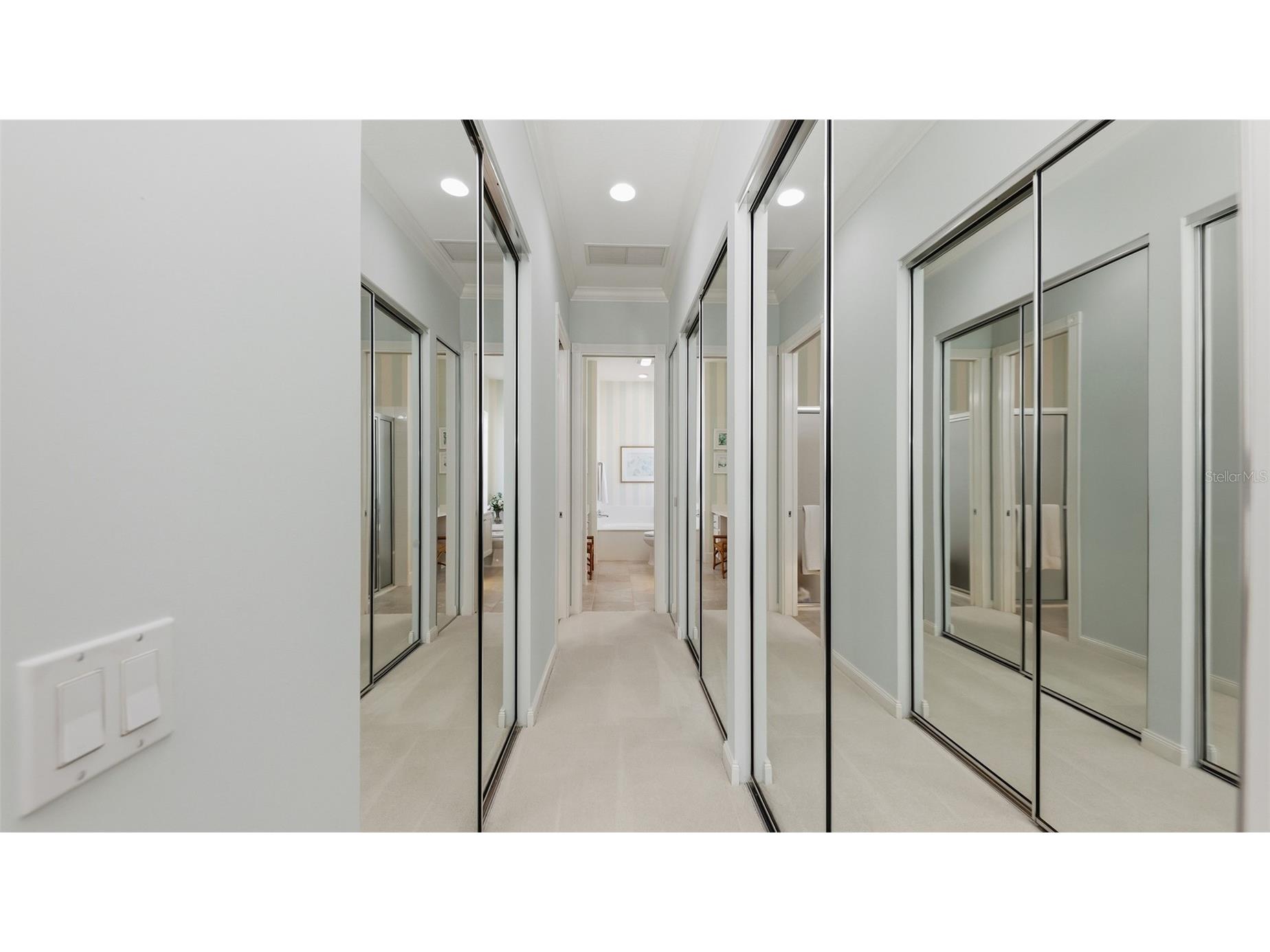 8080 Cardena Lane Sarasota FL 34238 A4691250 image27