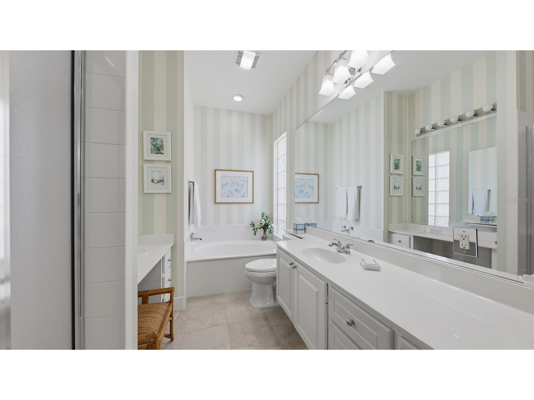 8080 Cardena Lane Sarasota FL 34238 A4691250 image29