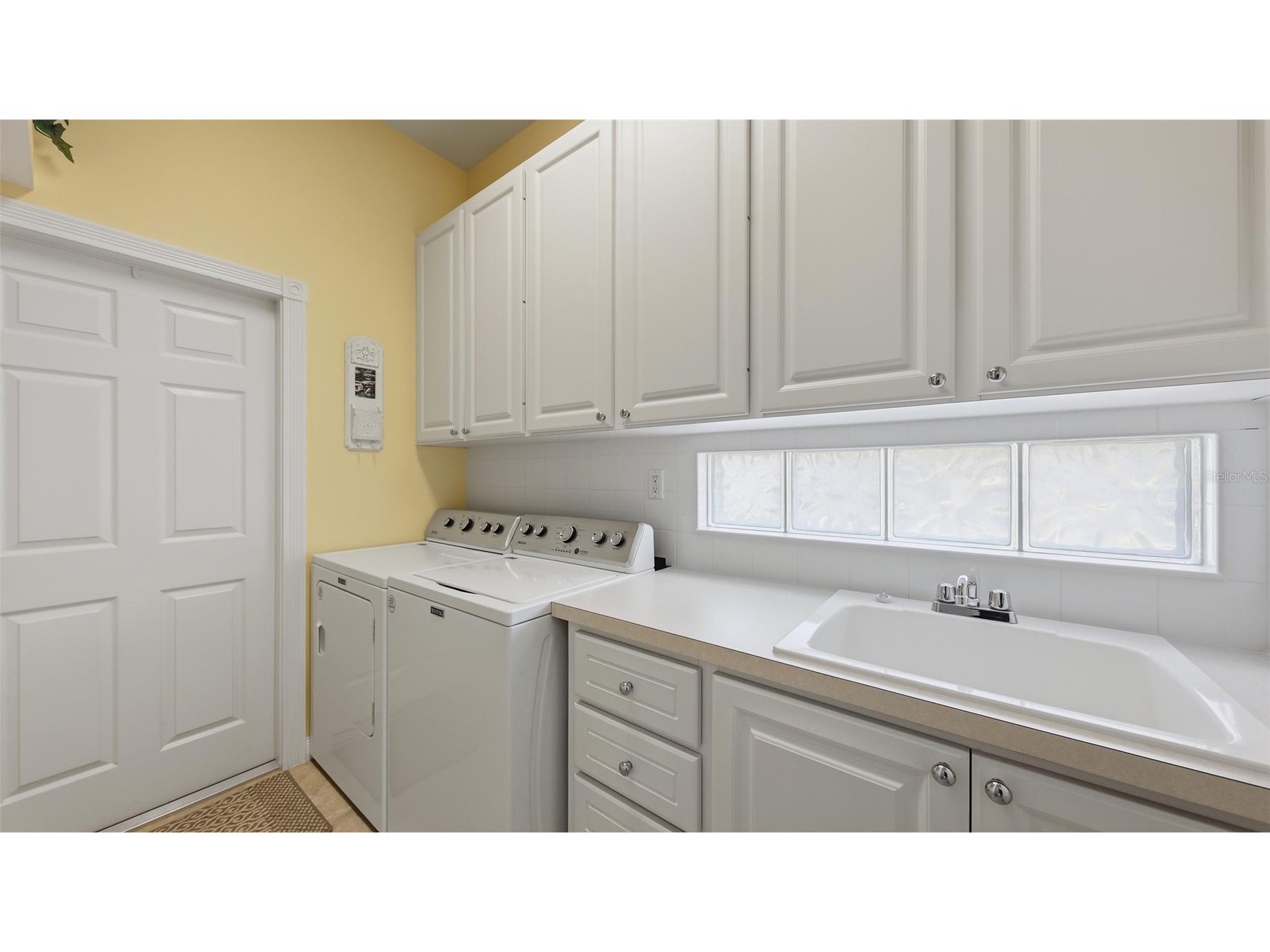 8080 Cardena Lane Sarasota FL 34238 A4691250 image38