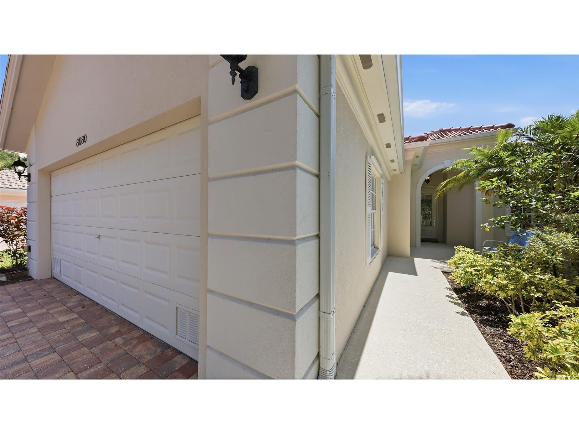 8080 Cardena Lane Sarasota FL 34238 A4691250 image48
