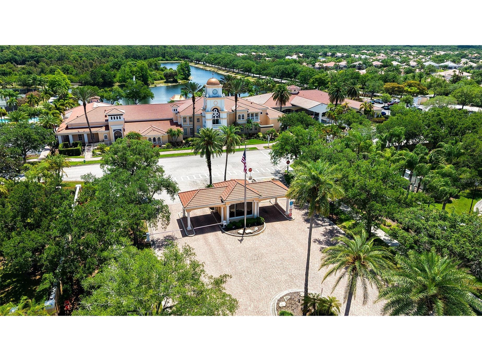 8080 Cardena Lane Sarasota FL 34238 A4691250 image50