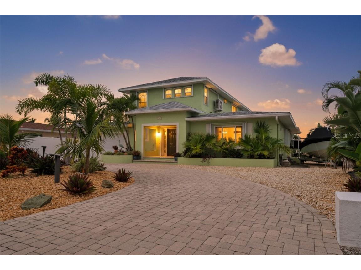 8080 Coquina Way Saint Pete Beach FL 33706 - BLIND PASS TB8428099 image1