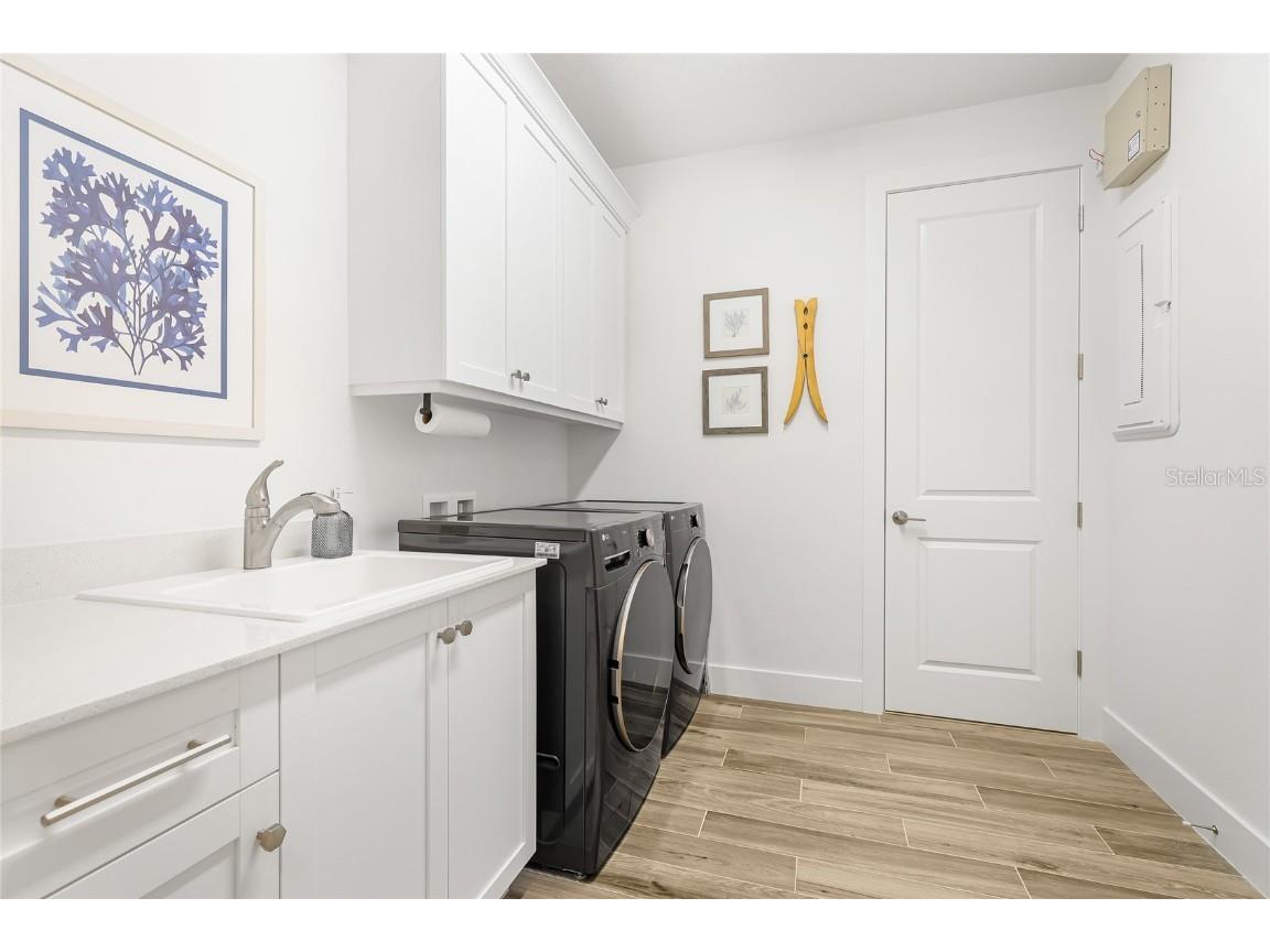 8080 Slipway Drive Sarasota FL 34240 A4672809 image27