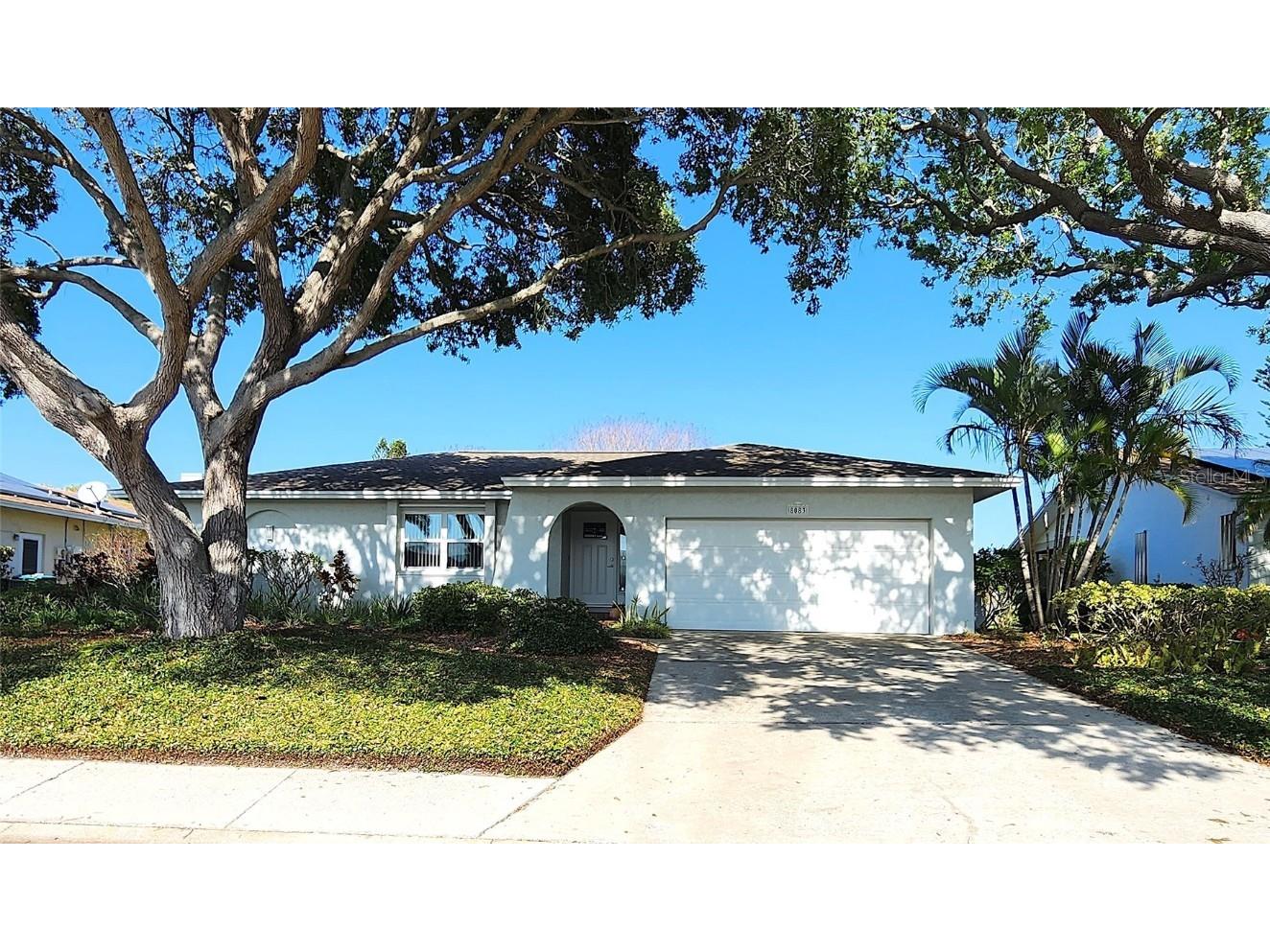 8083 Bayhaven Drive Seminole FL 33776 U8193104 image1