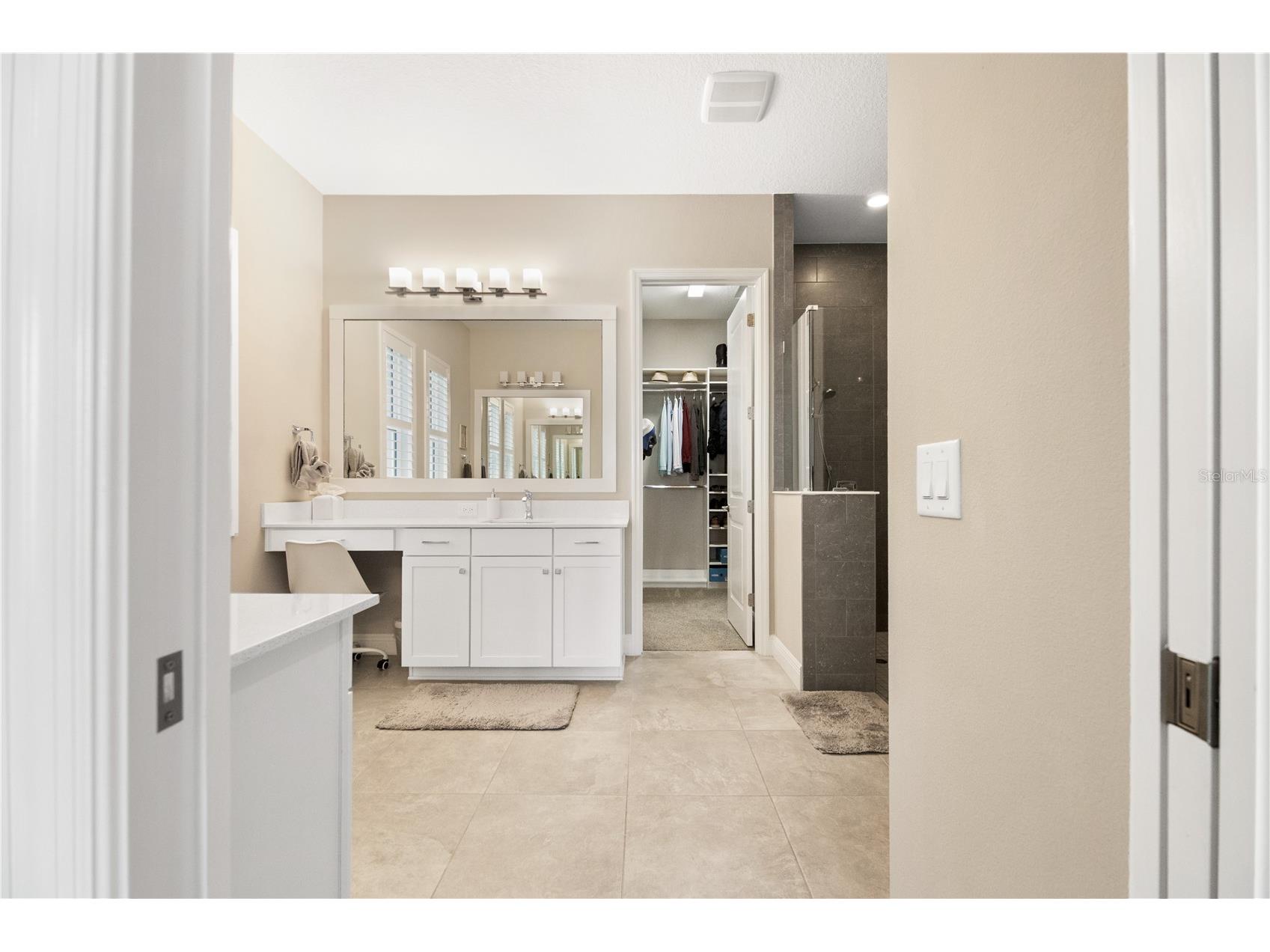 8083 Waterbend Trail Sarasota FL 34240 A4678845 image18