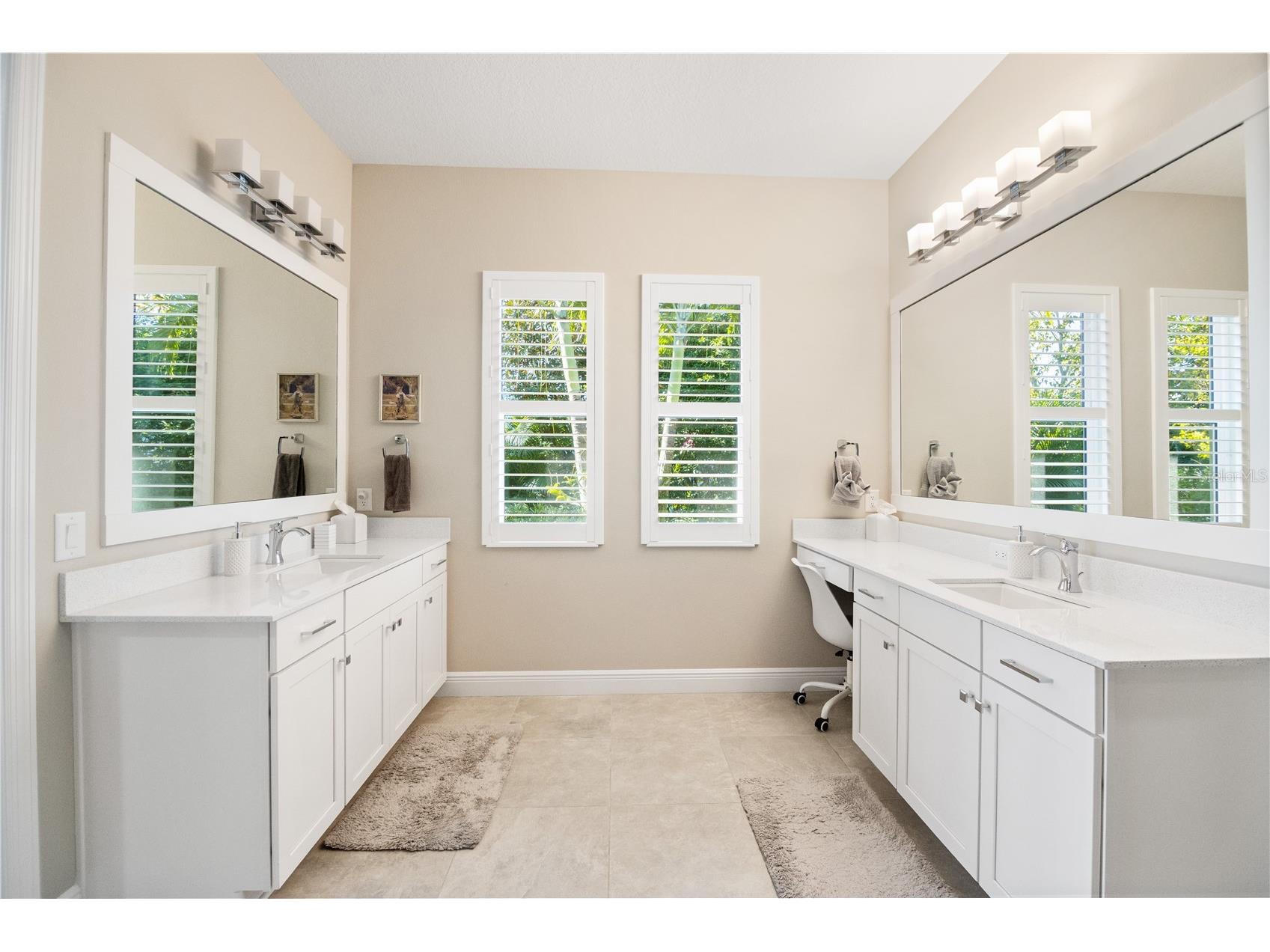 8083 Waterbend Trail Sarasota FL 34240 A4678845 image19
