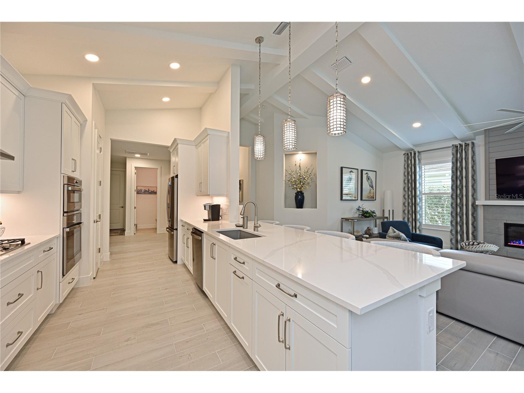 8084 Slipway Drive Sarasota FL 34240 A4690649 image14