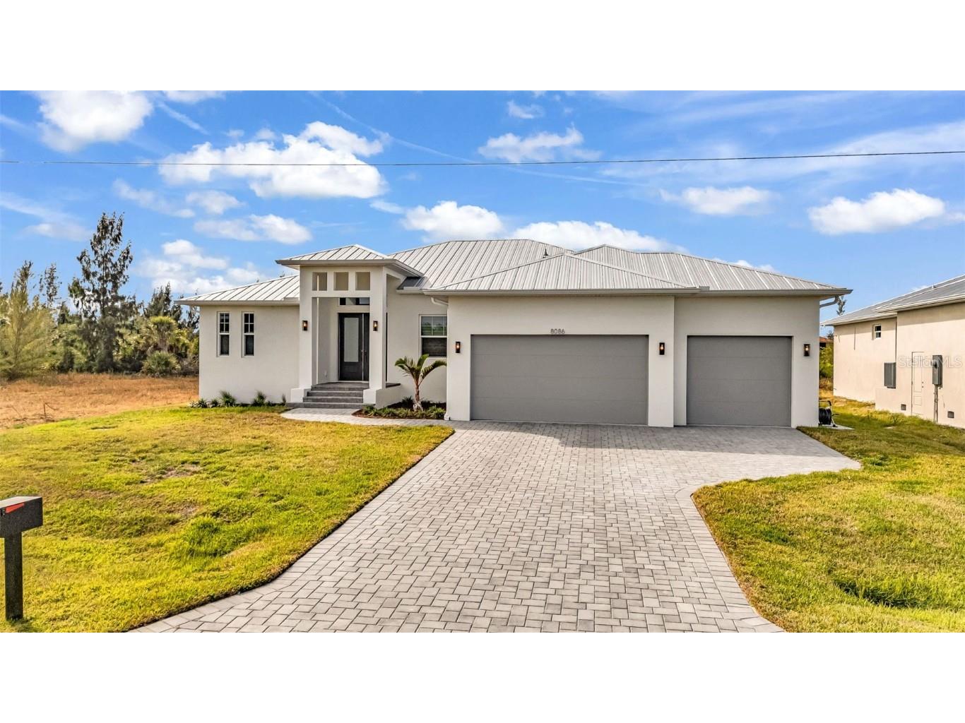 8086 Clyde Circle Port Charlotte FL 33981 C7518593 image1