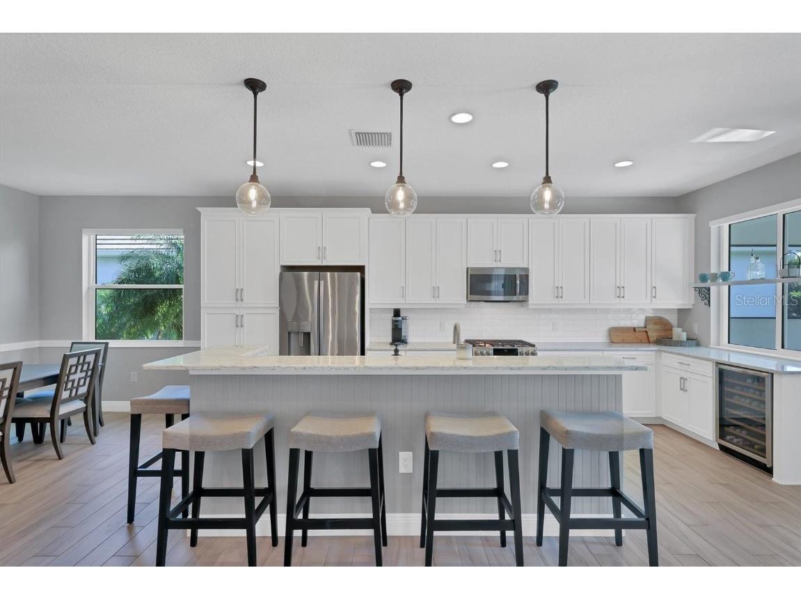 8089 Sandstar Way Sarasota FL 34240 A4666907 image12