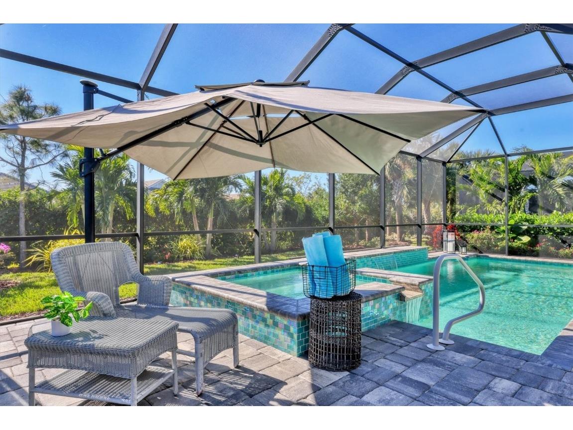 8089 Sandstar Way Sarasota FL 34240 A4666907 image32