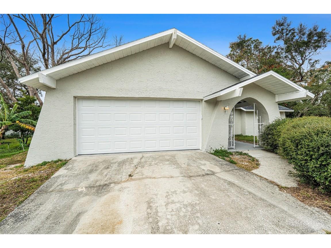 8089 Wooden Drive Spring Hill FL 34606 TB8333350 image1