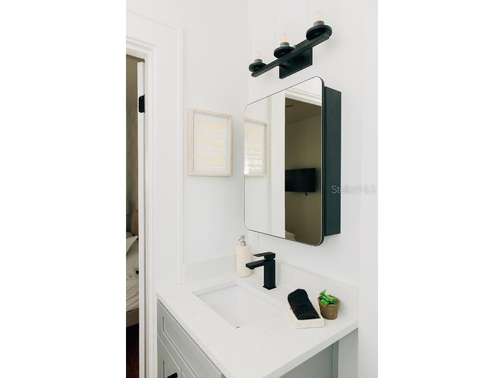 809 10th Avenue N #1 Saint Petersburg FL 33701 TB8414860 image29