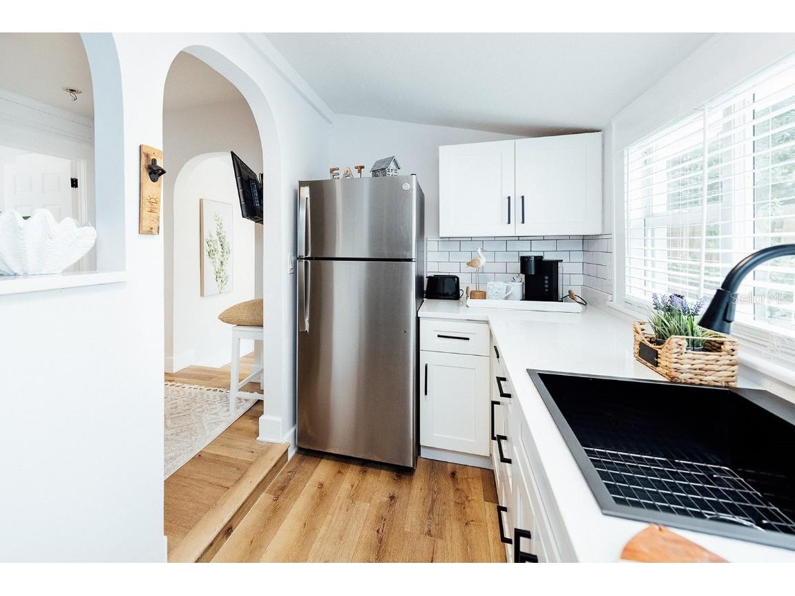 809 10th Avenue N #7 Saint Petersburg FL 33701 TB8414297 image11