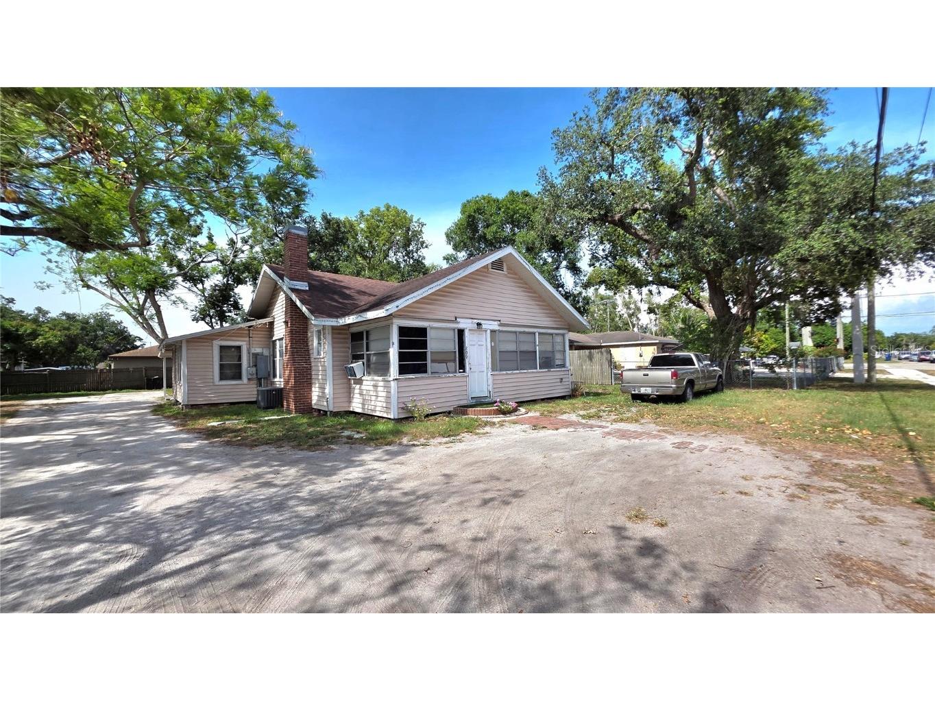 809 30th Avenue E Bradenton FL 34208 A4655561 image1