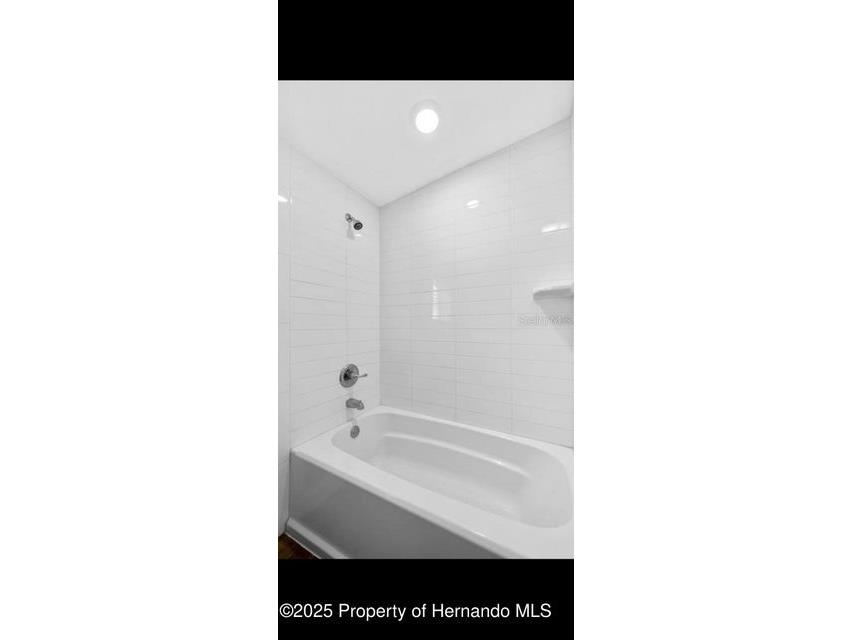 809 75th Street N Saint Petersburg FL 33710 TB8418981 image13