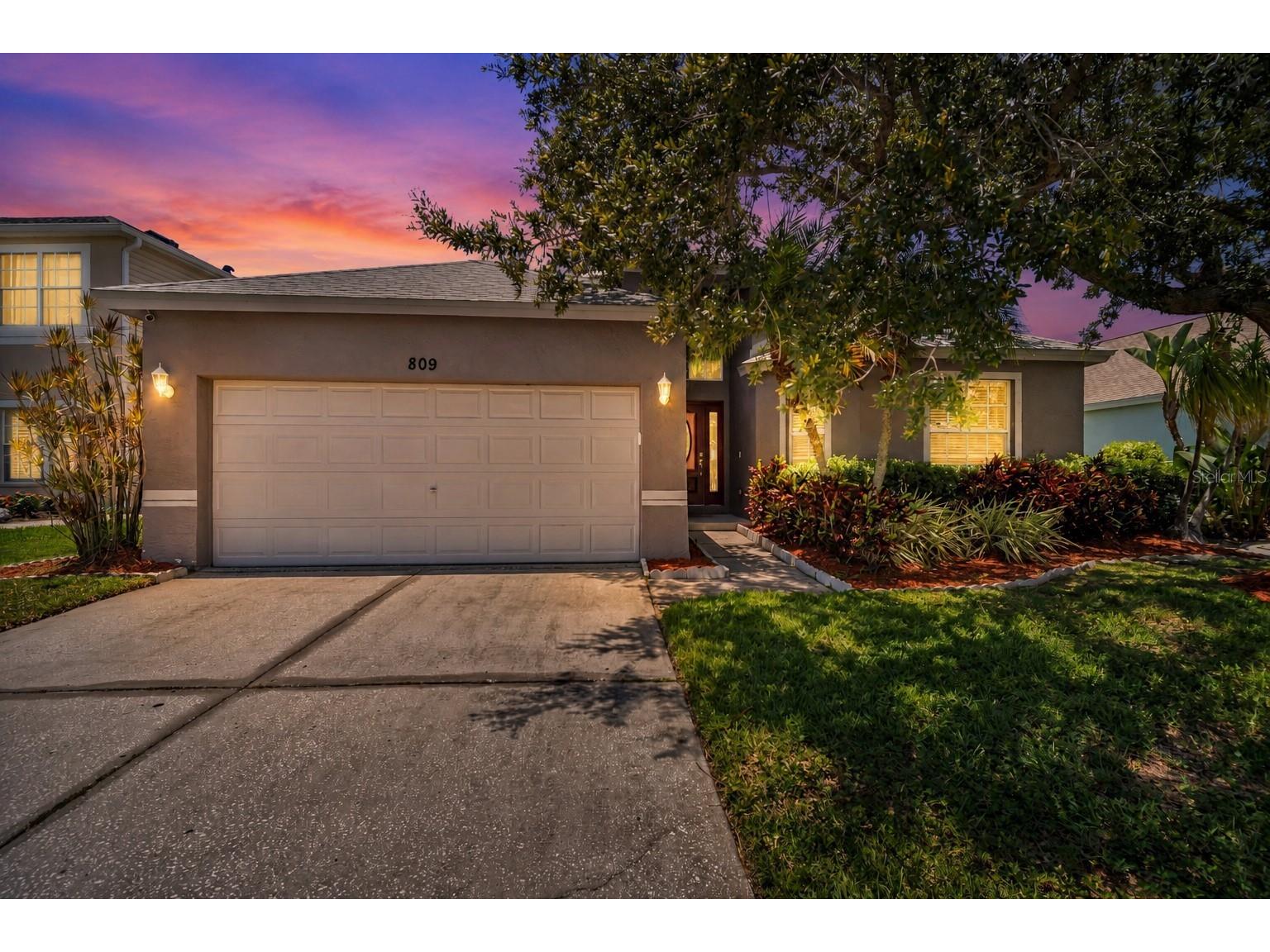 809 Addison Drive NE Saint Petersburg FL 33716 TB8520254 image2